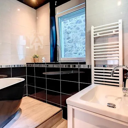 Holiday home La Grande Hirondelle Murol